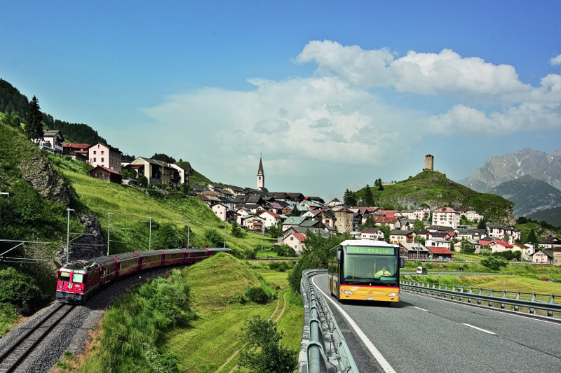bahnreisen-essvm-rhb-postauto-ardez.jpg