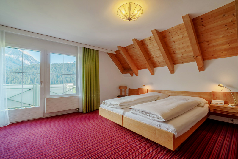 DeluxeDoppelzimmerMitBalkon.jpg